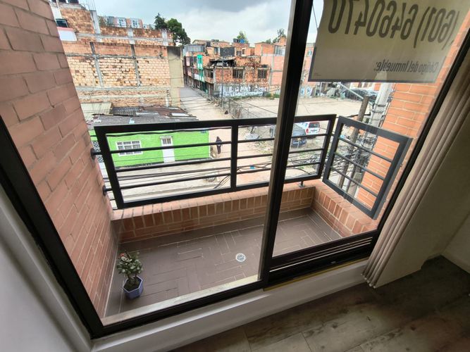 Apartamento de 2 alcobas en venta en La Laguna Fontibon, Bogotá, 56 m² · foto 6 de 14