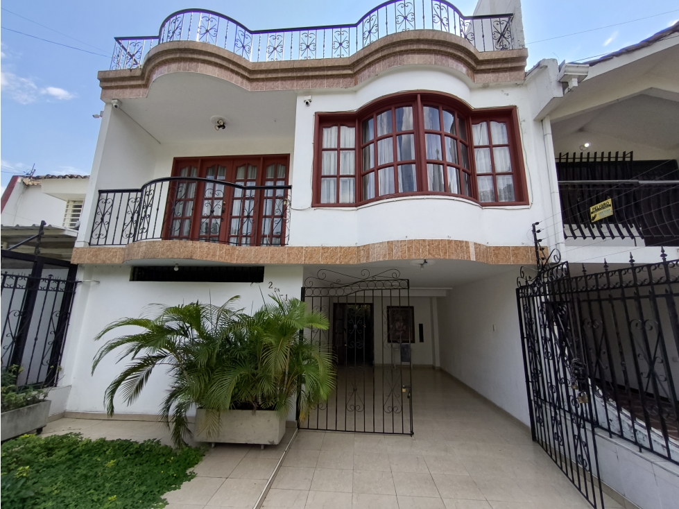Casa en Venta en Urbanizacion la merced, Cali