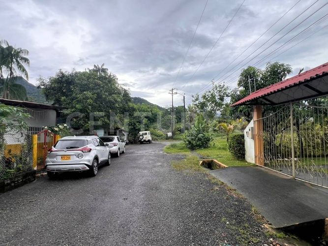Lote en venta en Naturalia, Villavicencio, 1402 m² · foto 3 de 10