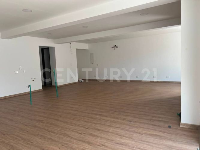 Edificio en arriendo en Maizaro, Villavicencio, 700 m² · foto 3 de 12
