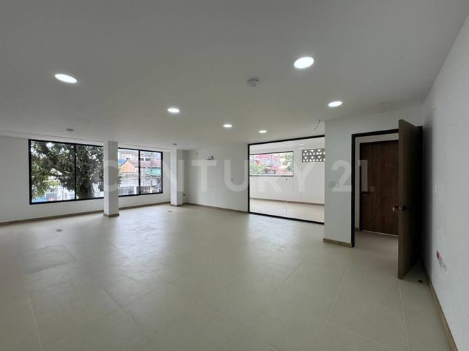 Edificio en arriendo en Maizaro, Villavicencio, 700 m² · foto 4 de 12