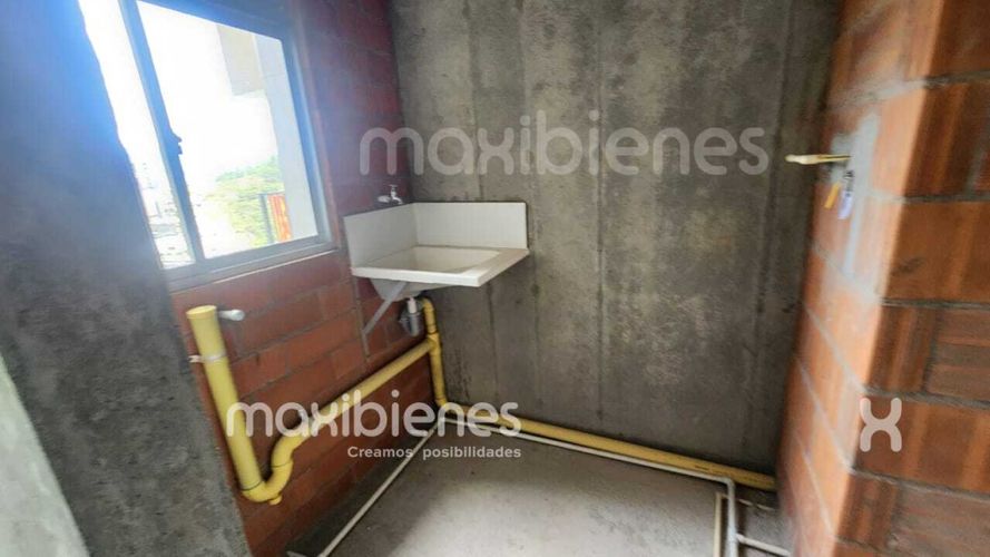 Apartamento de 2 alcobas en venta en Bucaros, Bello, 55 m² · foto 3 de 9