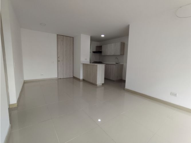 Apartamento de 3 alcobas en venta en Ancon Sur, Sabaneta, 65 m² · foto 2 de 20