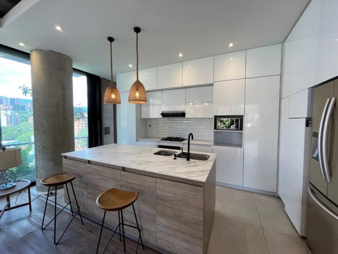 Apartamento de 3 alcobas en venta en Las Lomas, Medellín, 242 m² · foto 10 de 22