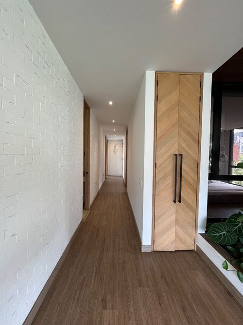 Apartamento de 3 alcobas en venta en Las Lomas, Medellín, 242 m² · foto 12 de 22
