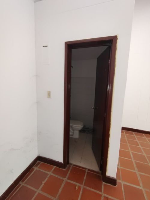 Oficina en arriendo en La Playa, Cúcuta, 30 m² · foto 5 de 6
