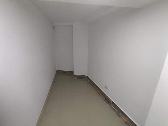 Local en arriendo en Pinares, Pereira, 440 m² · foto 2 de 13