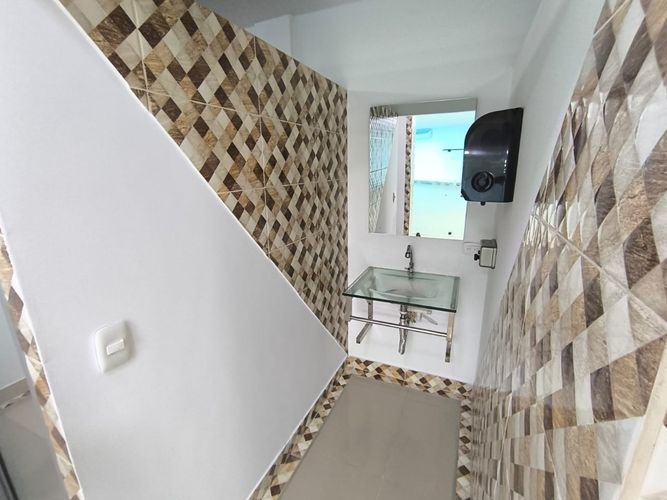 Local en arriendo en Pinares, Pereira, 440 m² · foto 7 de 13