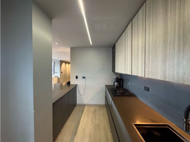 Apartamento de 3 alcobas en venta en Quintas De Don Simon, Cali, 460 m² · foto 2 de 23