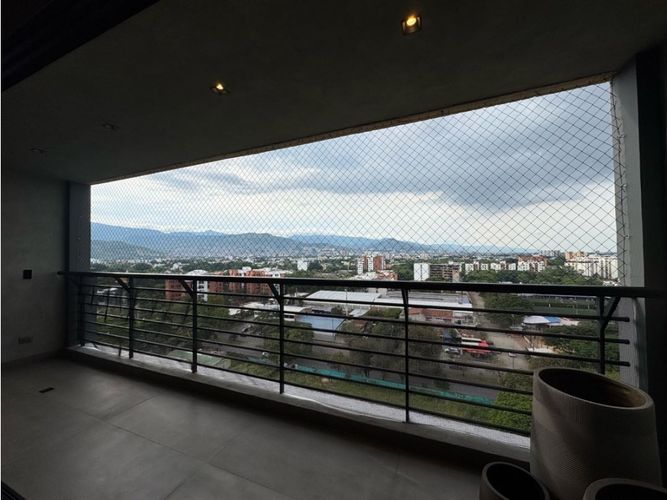 Apartamento de 3 alcobas en venta en Quintas De Don Simon, Cali, 460 m² · foto 6 de 23