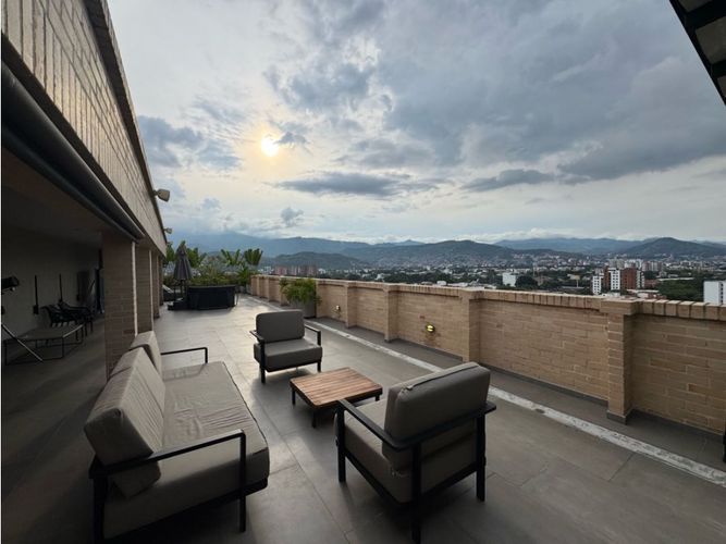 Apartamento de 3 alcobas en venta en Quintas De Don Simon, Cali, 460 m² · foto 19 de 23