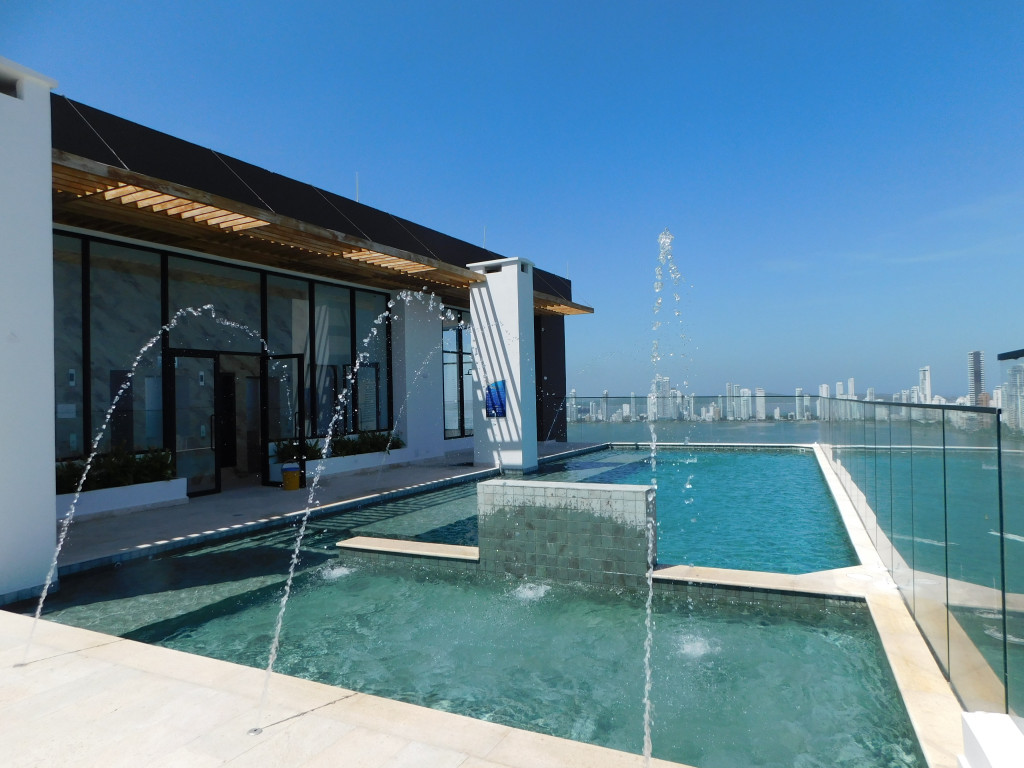 Apartamento en arriendo en Manga, Cartagena · foto 3 de 24