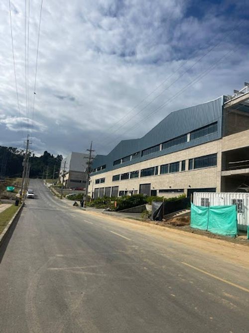 Bodega en arriendo en La Hondita, Guarne, 3732 m² · foto 3 de 9