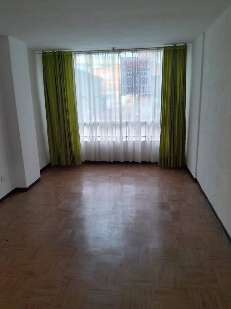 Apartment for rent in Autopista muzu, Bogotá