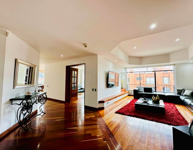 Apartamento de 6 alcobas en arriendo en San Patricio, Bogotá, 400 m² · foto 4 de 20