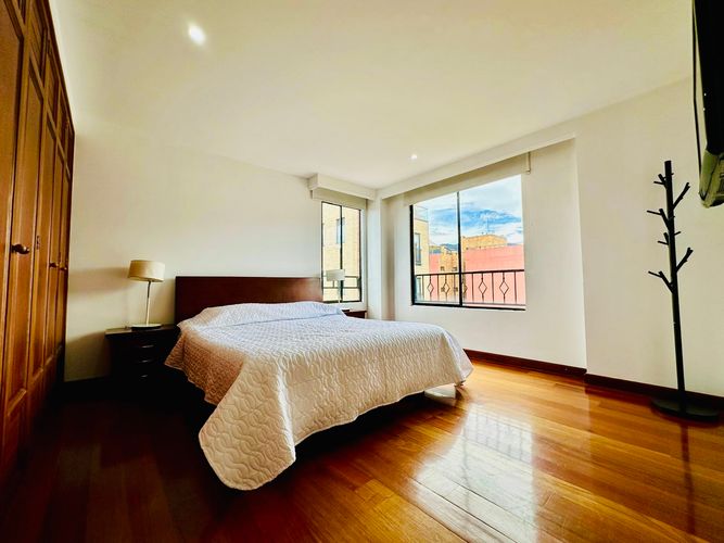 Apartamento de 6 alcobas en arriendo en San Patricio, Bogotá, 400 m² · foto 13 de 20