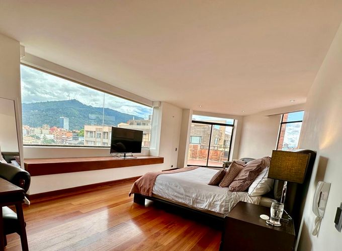 Apartamento de 6 alcobas en arriendo en San Patricio, Bogotá, 400 m² · foto 16 de 20