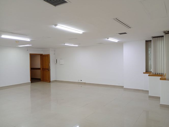 Oficina en arriendo en El Poblado, Medellín, 90 m² · foto 7 de 13