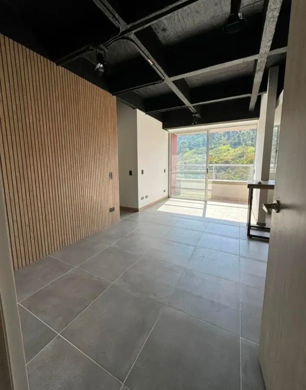 Apartamento en venta en Monteazul, Sabaneta · foto 4 de 11