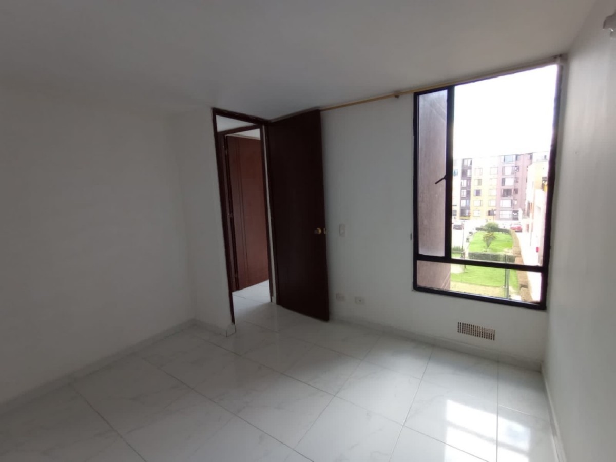 Apartamento en venta en Cr La Estancia Et Iii, Mosquera · foto 5 de 7