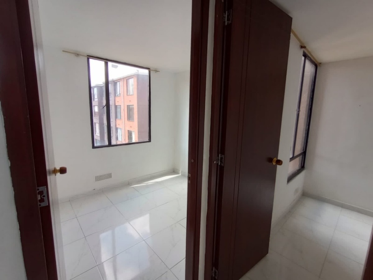 Apartamento en venta en Cr La Estancia Et Iii, Mosquera · foto 6 de 7