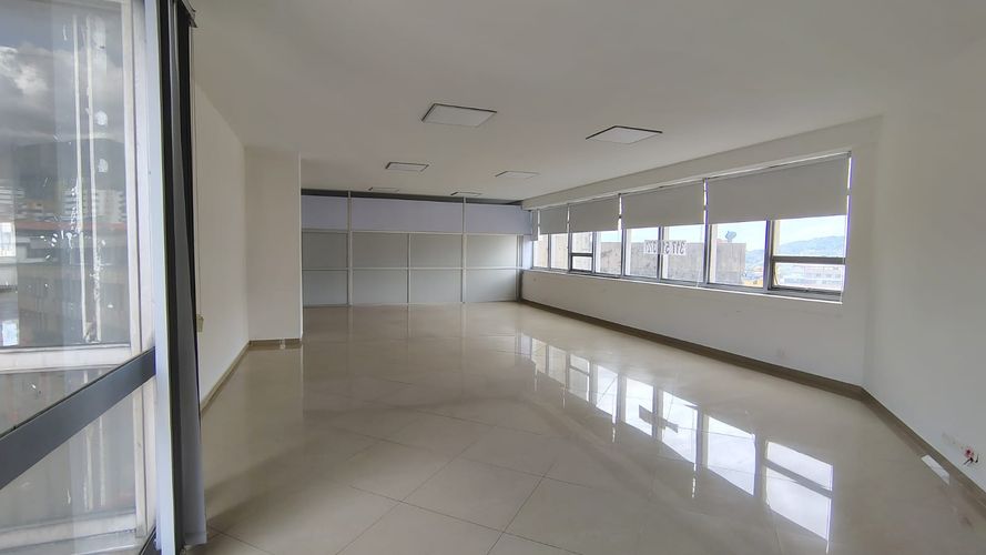 Oficina en arriendo en La Pola, Ibagué, 56 m² · foto 3 de 24