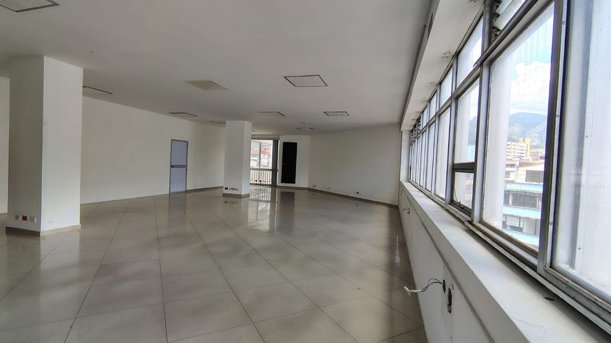 Oficina en arriendo en La Pola, Ibagué, 56 m² · foto 24 de 24