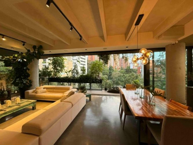 Apartamento de 3 alcobas en arriendo en El Poblado, Medellín, 250 m² · foto 3 de 20