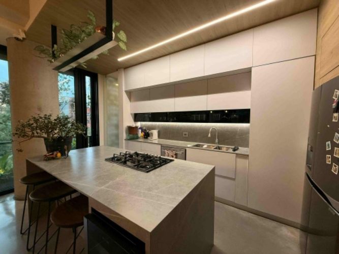Apartamento de 3 alcobas en arriendo en El Poblado, Medellín, 250 m² · foto 7 de 20