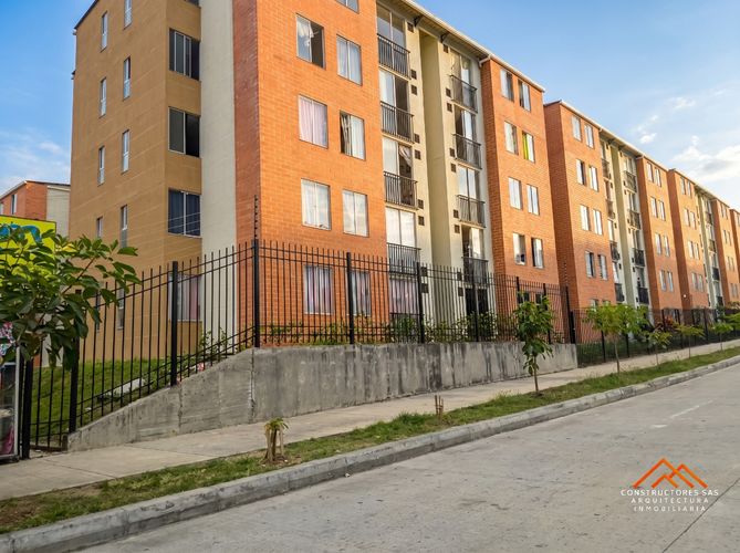 Apartamento de 3 alcobas en venta en Picaleña Y Mirolindo, Ibagué, 42 m² · foto 18 de 19
