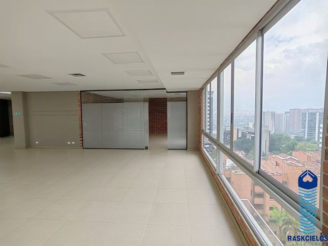 Oficina en arriendo en Castropol, Medellín, 296 m² · foto 5 de 20