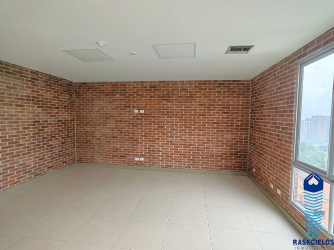 Oficina en arriendo en Castropol, Medellín, 296 m² · foto 6 de 20