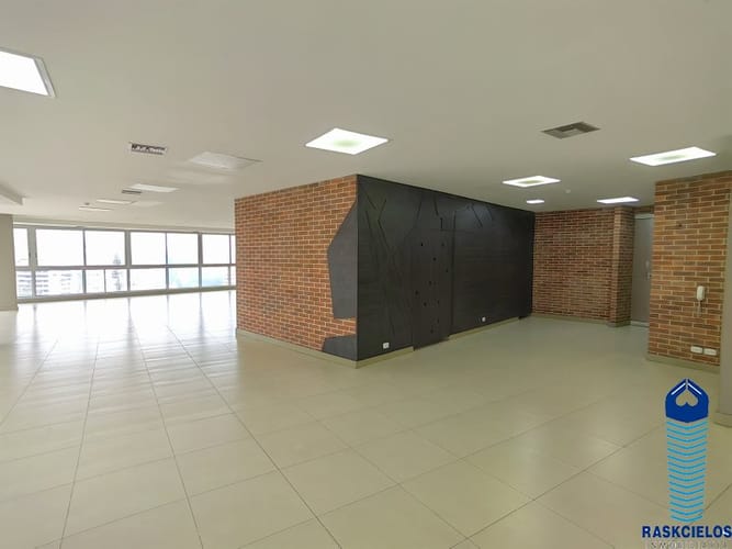 Oficina en arriendo en Castropol, Medellín, 296 m² · foto 11 de 20