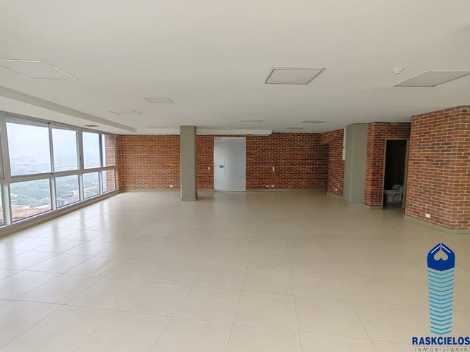 Oficina en arriendo en Castropol, Medellín, 296 m² · foto 15 de 20
