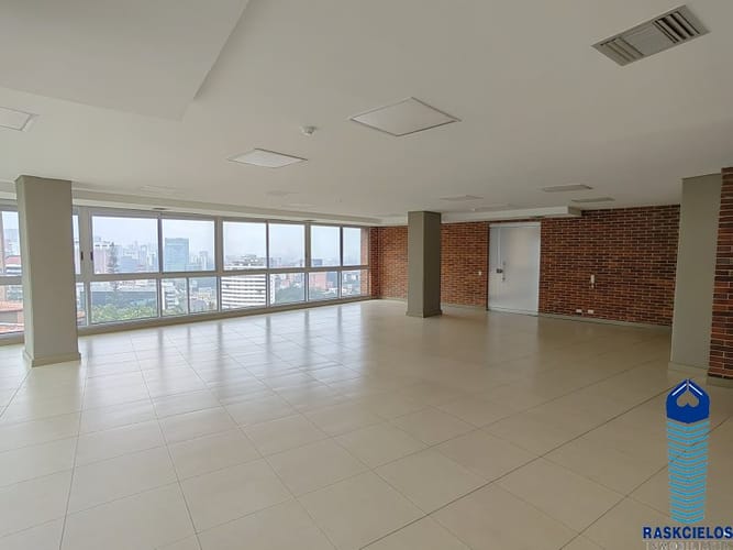 Oficina en arriendo en Castropol, Medellín, 296 m² · foto 16 de 20