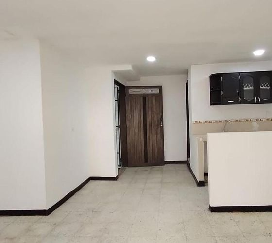 Bodega en arriendo en El Poblado, Medellín, 91 m² · foto 3 de 9