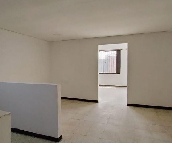 Bodega en arriendo en El Poblado, Medellín, 91 m² · foto 4 de 9
