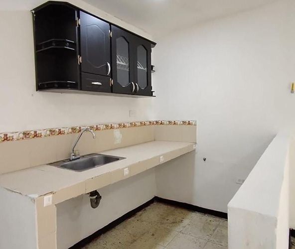 Bodega en arriendo en El Poblado, Medellín, 91 m² · foto 8 de 9
