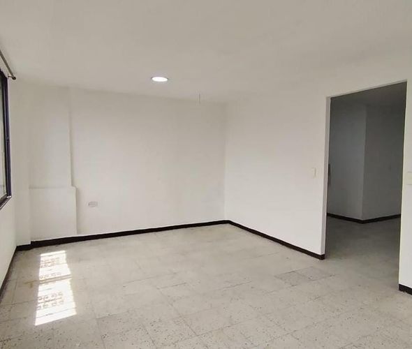 Bodega en arriendo en El Poblado, Medellín, 91 m² · foto 9 de 9