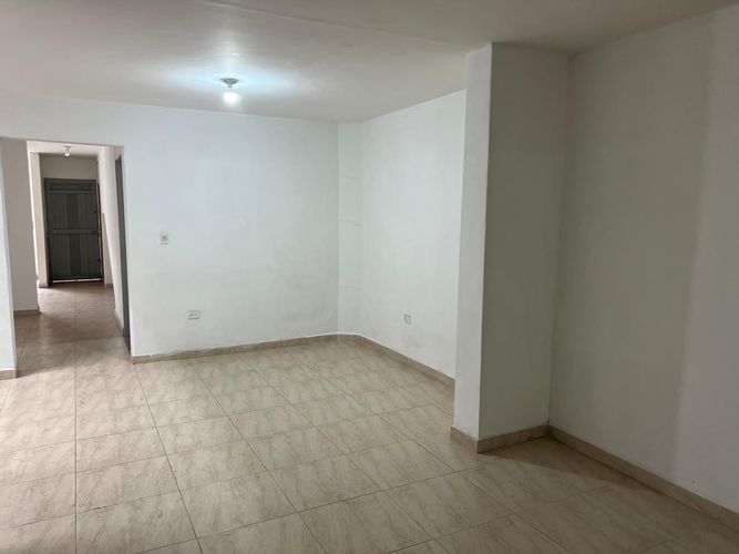 Oficina en arriendo en Camino Verde, Envigado, 120 m² · foto 14 de 17