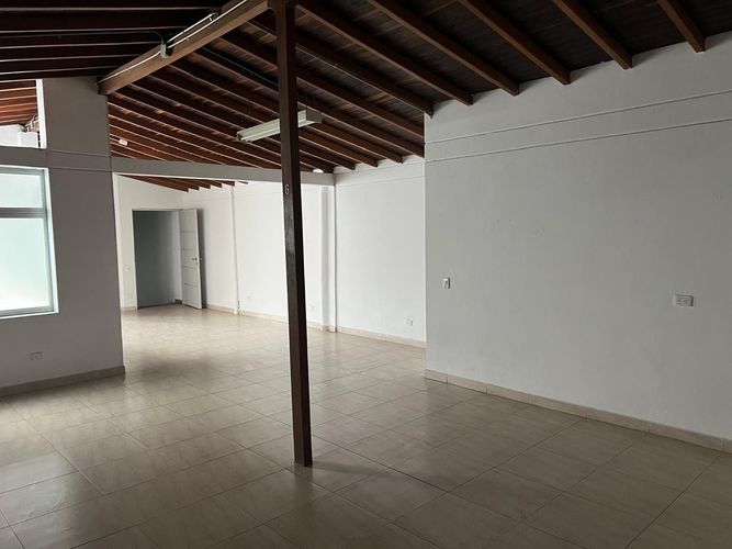 Oficina en arriendo en Camino Verde, Envigado, 120 m² · foto 13 de 15