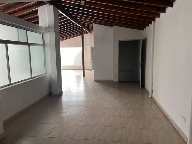 Oficina en arriendo en Camino Verde, Envigado, 120 m² · foto 8 de 15