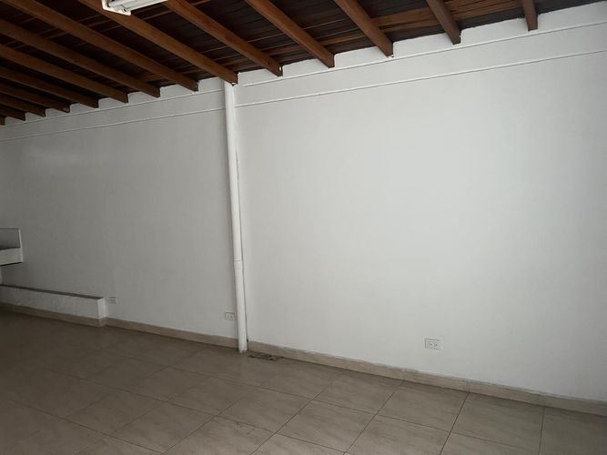 Oficina en arriendo en Camino Verde, Envigado, 120 m² · foto 10 de 15