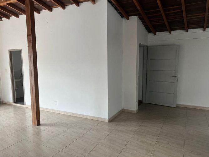 Oficina en arriendo en Camino Verde, Envigado, 120 m² · foto 3 de 15