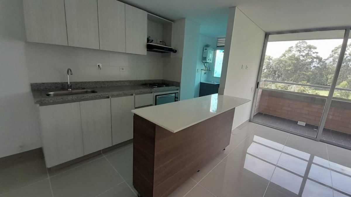Apartamento en venta en La Ferreria, La Estrella · foto 2 de 18