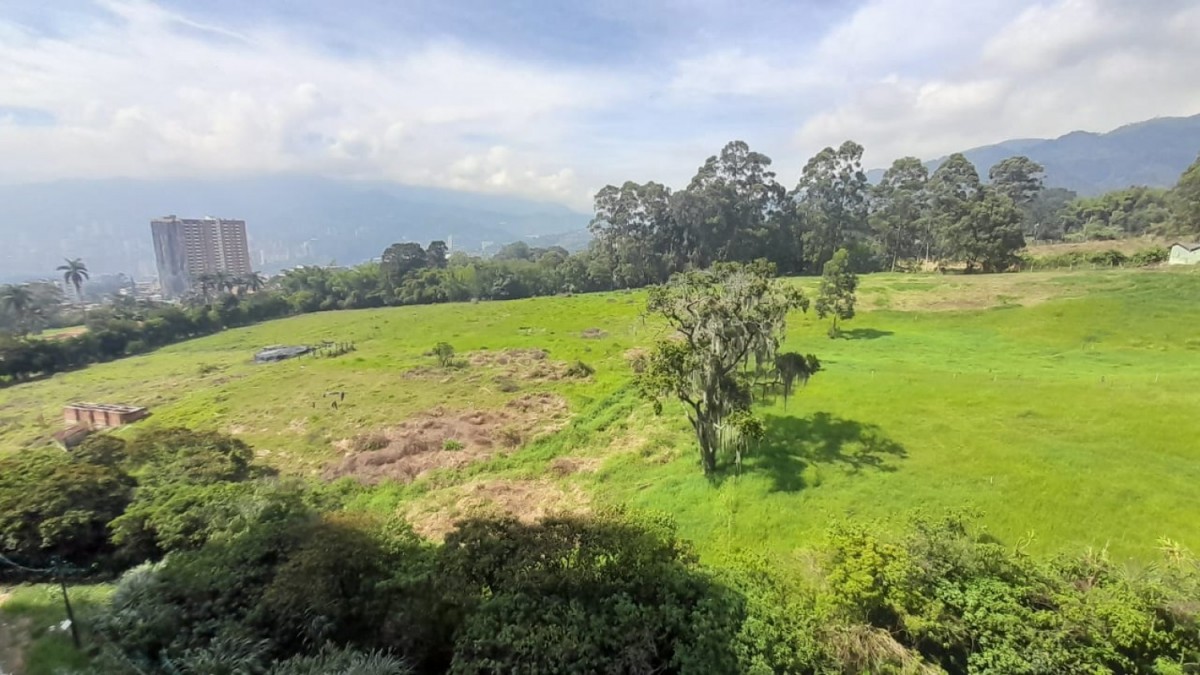 Apartamento en venta en La Ferreria, La Estrella · foto 6 de 18