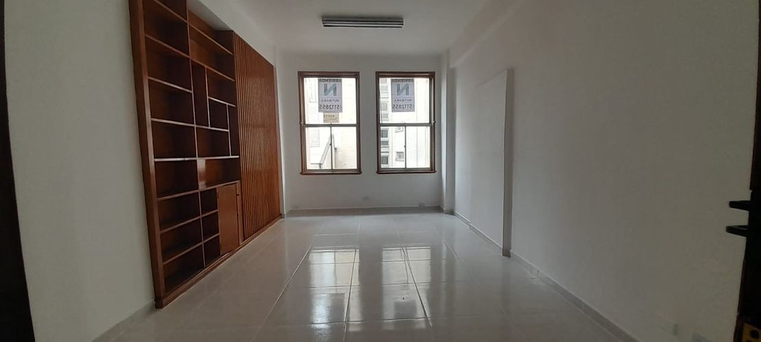 Oficina en arriendo en La Candelaria, Medellín, 38 m² · foto 4 de 10