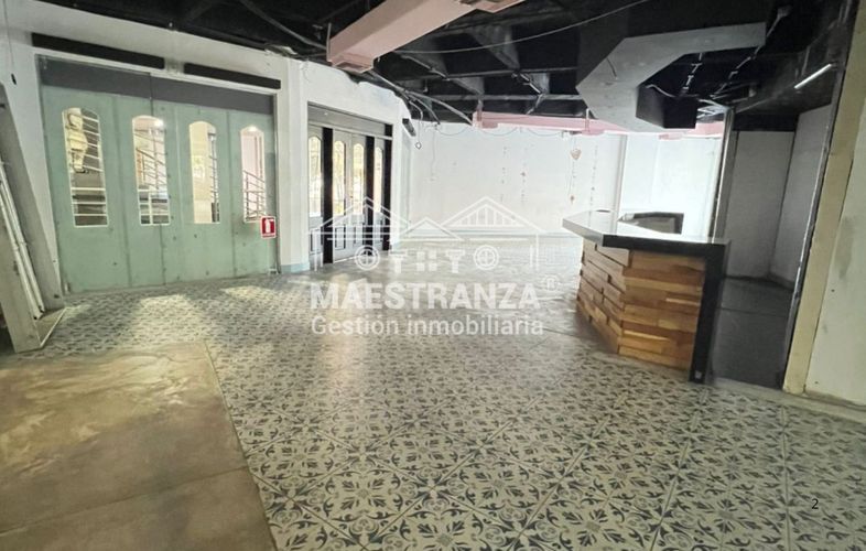 Local en arriendo en Los Balsos, Medellín, 138 m² · foto 3 de 7
