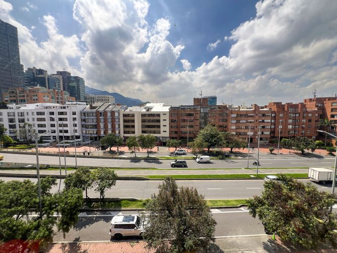 Apartamento de 2 alcobas en arriendo en Santa Barbara Oriental, Bogotá, 110 m² · foto 9 de 12