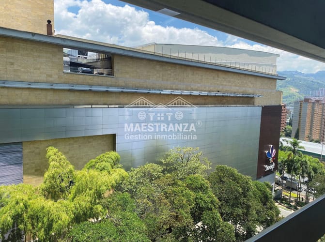 Oficina en arriendo en Los Balsos, Medellín, 52 m² · foto 3 de 10